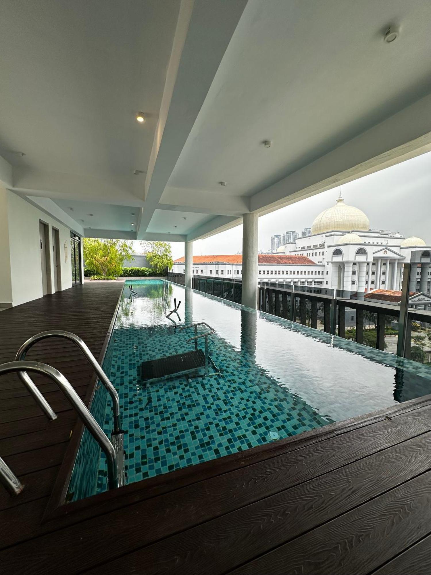 Apartamento Cosy New Near Mitec Kl *