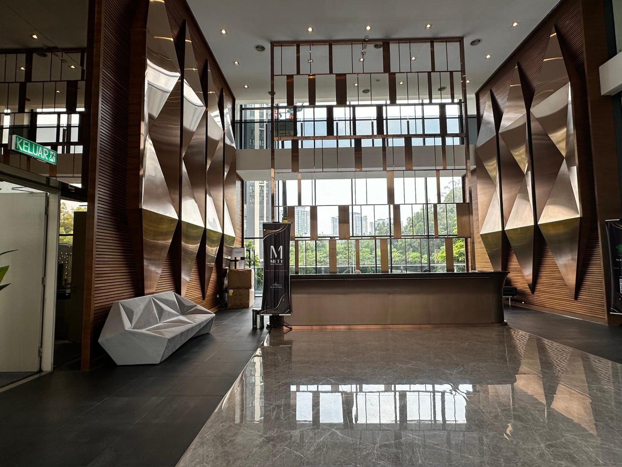 Cosy New Near Mitec Kl Apartamento